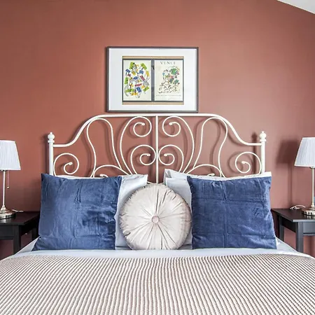 Apartamento Centrally Located Flat With Balcony In Beyoglu Estambul