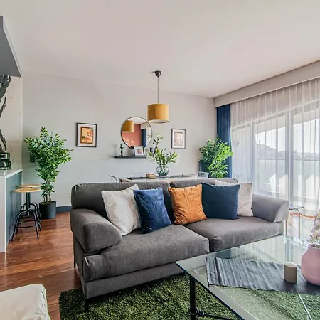 Centrally Located Flat With Balcony In Beyoglu Apartment Istanbul